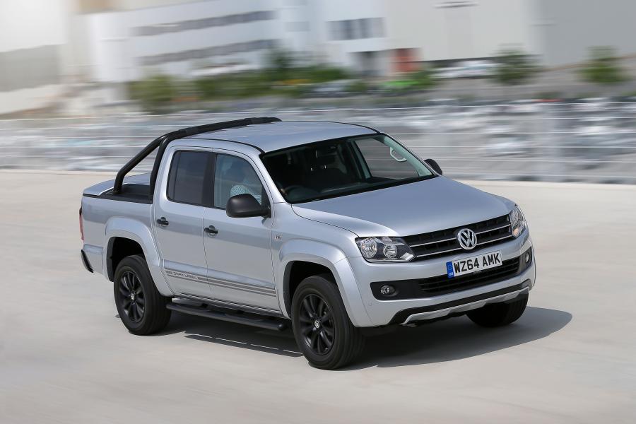  Volkswagen Amarok Dark Label 2014 года  (UK) (фото 4 из 4)